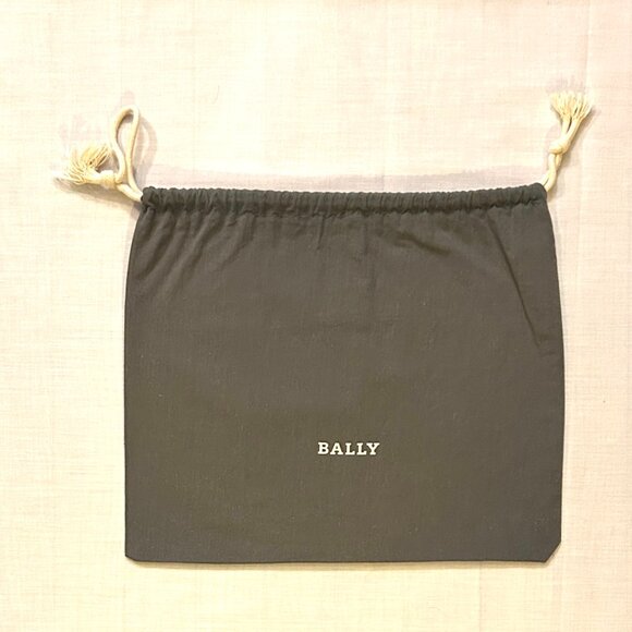 BALLY Final Markdown! White Drawstring Gray Cream Dust, Store, Travel Bags Set 3 - Picture 5 of 8